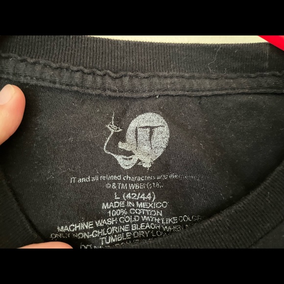 IT Black Shirt - Picture 3 of 4